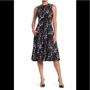 Calvin Klein Print Fit&Flare Dress w/POCKETS!